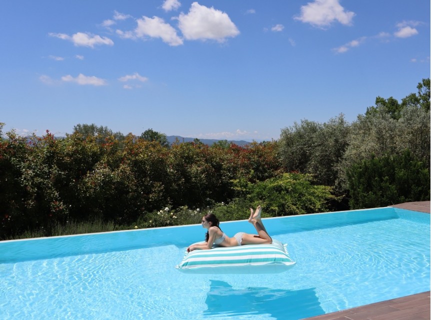 Cuscino flottante per piscina