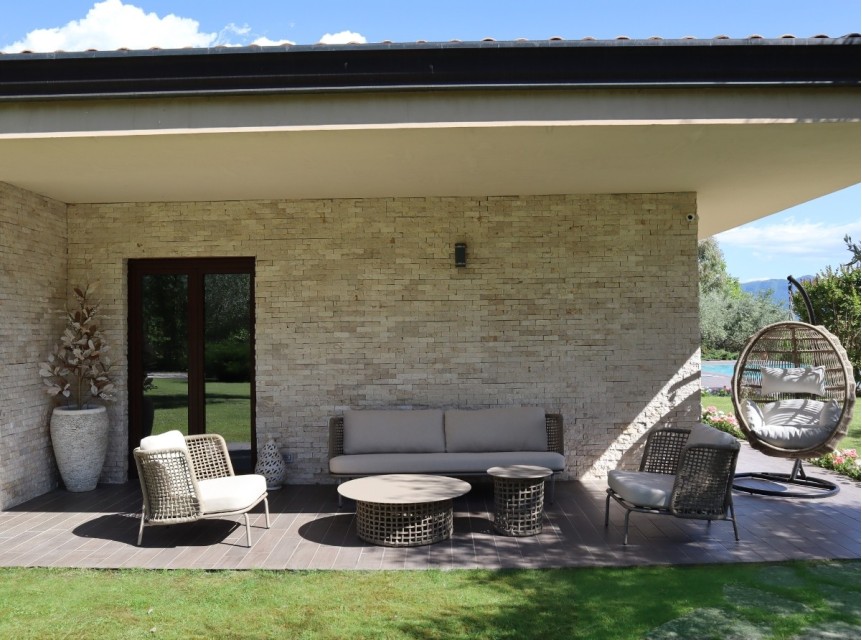 Seduta confortevole per spazi outdoor