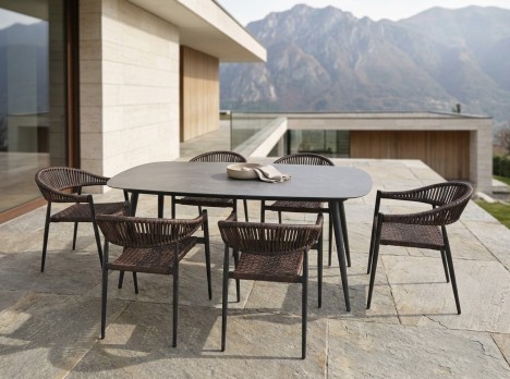 Tavolo per esterno sei posti Moses