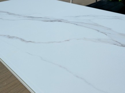 Tavolo da esterno di design Vogo 2