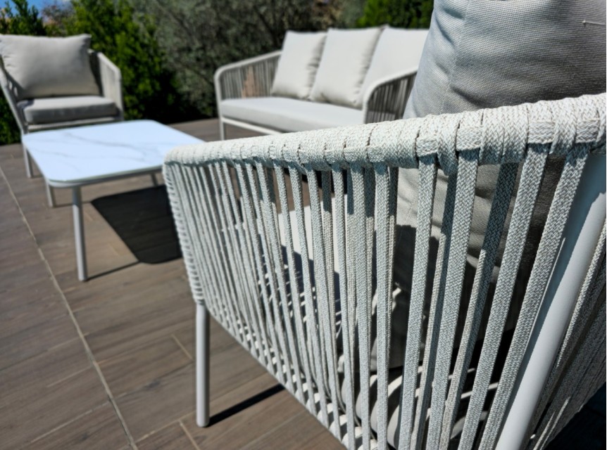 Salotto da giardino in corda