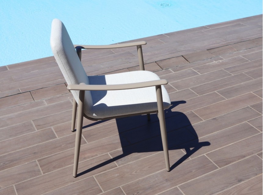 Poltroncina da esterno impilabile in tessuto outdoor