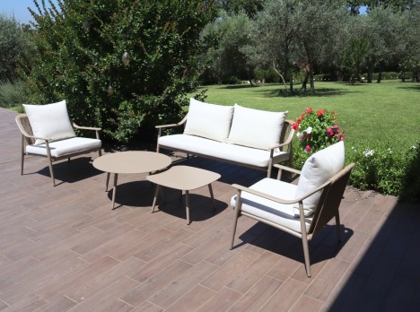 Salotto per arredo giardino, balcone, terrazzo.