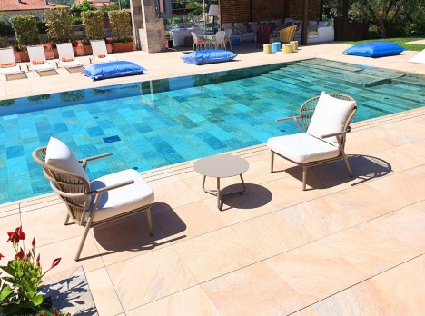 Set due posti da relax per giardino