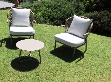 Poltrone con tavolinetto per esterni