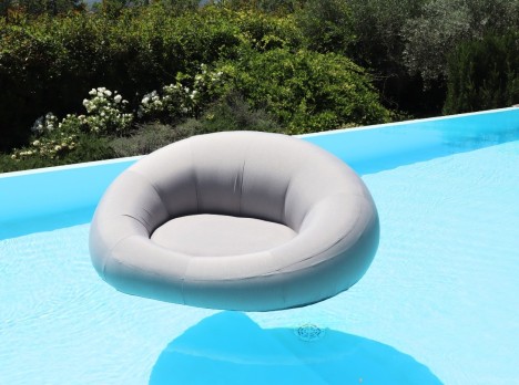 Utilizzabile in ambienti outdoor di pregio.