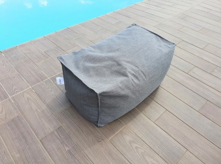 Pouf imbottito per esterno
