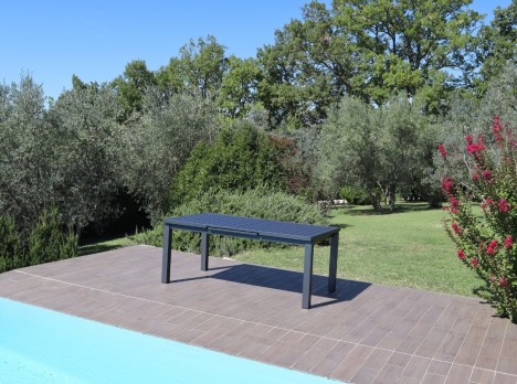 Tavolo da balcone con prolunghe automatiche
