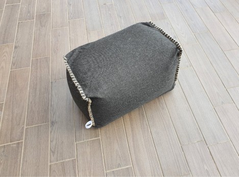 Pouf rettangolare da esterno in tessuto di qualità
