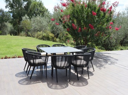 Tavolo di design otto posti per esterno