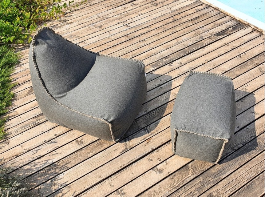 Poltrona in tessuto outdoor resistente agli agenti atmosferici