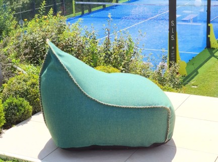 Poltrona imbottita Dandy in tessuto idrorepellente da esterno