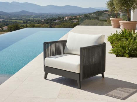 Seduta confortevole da esterno con cuscini morbidi