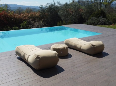 Lettino outdoor leggero, pratico e confortevole