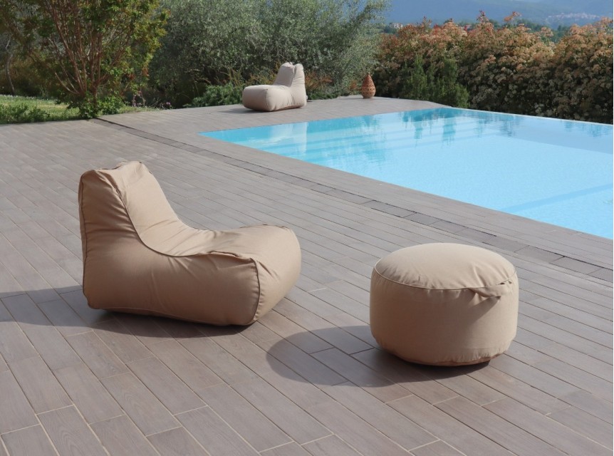Poltrona Chill arredo esterno per ville moderne