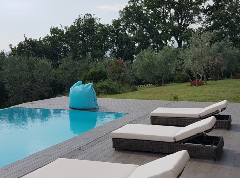 Cuscino galleggiante per piscina