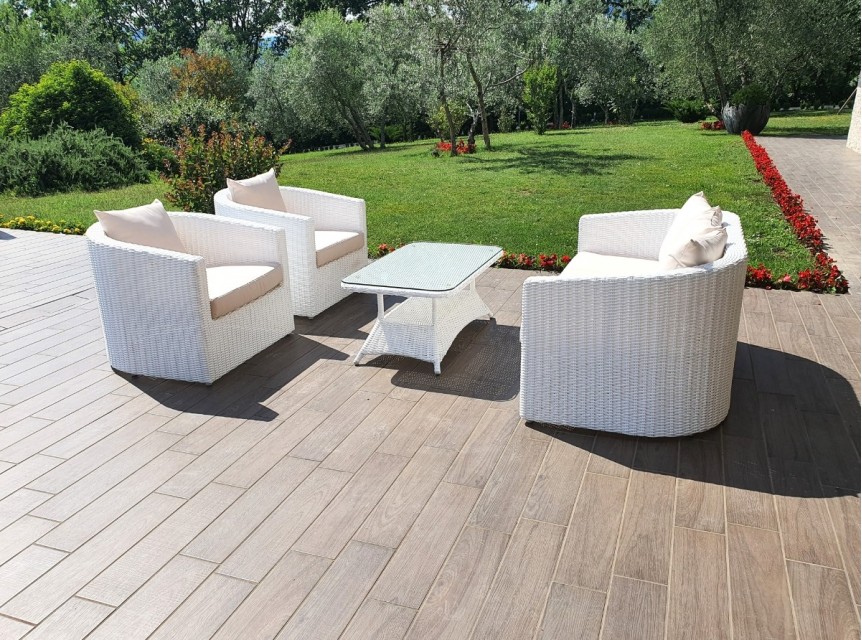 Divano da giardino o terrazzo di design