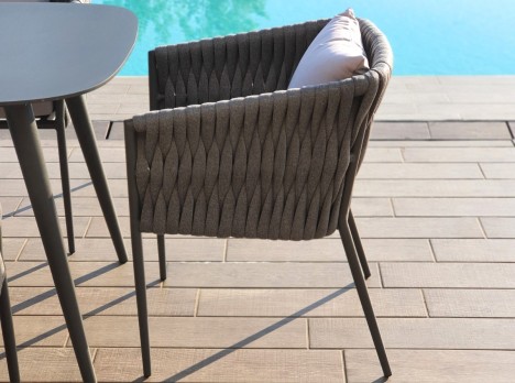 Fedra: il centro della convivialità outdoor, pensato per durare nel tempo.