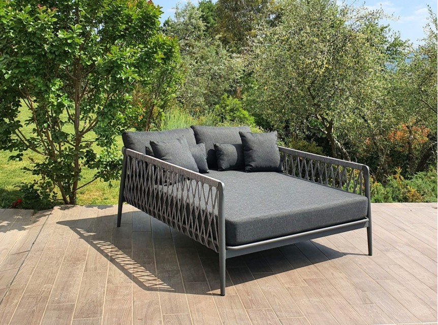 Lettino matrimoniale per esterno di design