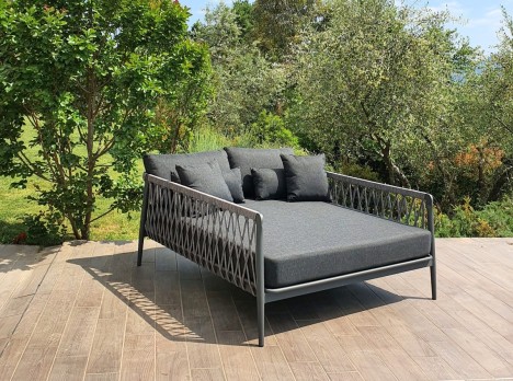 Lettino matrimoniale per esterno di design