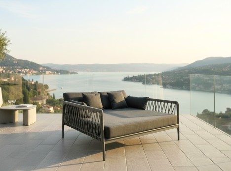 Lettino matrimoniale da esterno di design