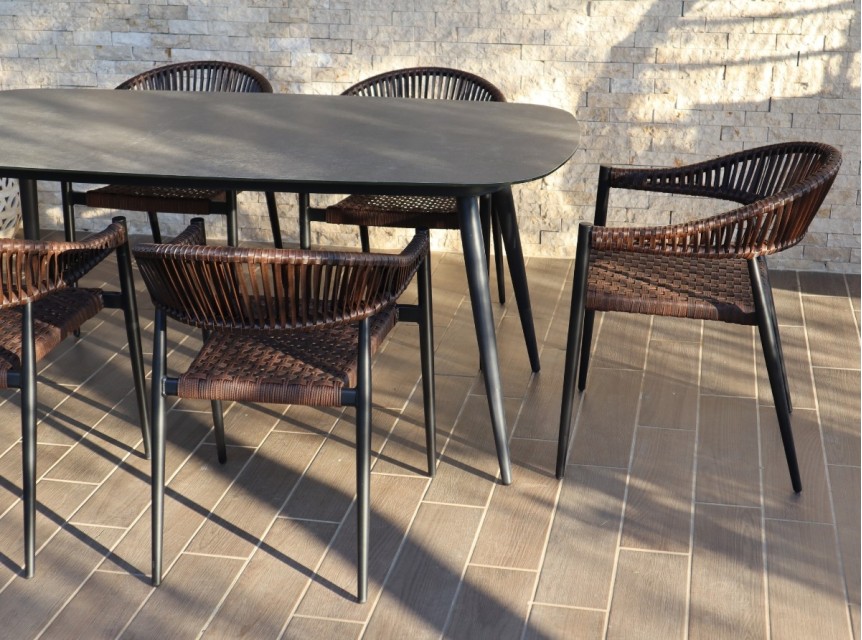 Poltroncina da esterni di design per ristorazione