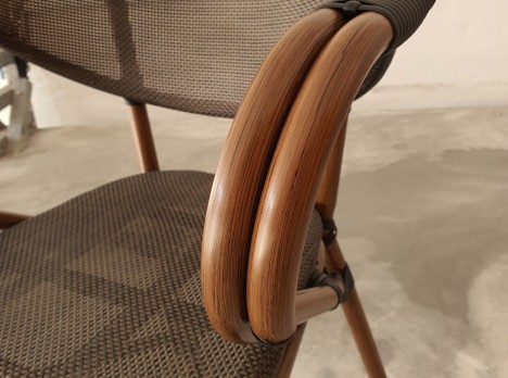 Struttura in alluminio verniciato effetto legno