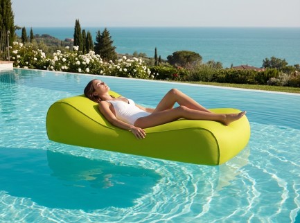 Lettino galleggiante imbottito per piscina