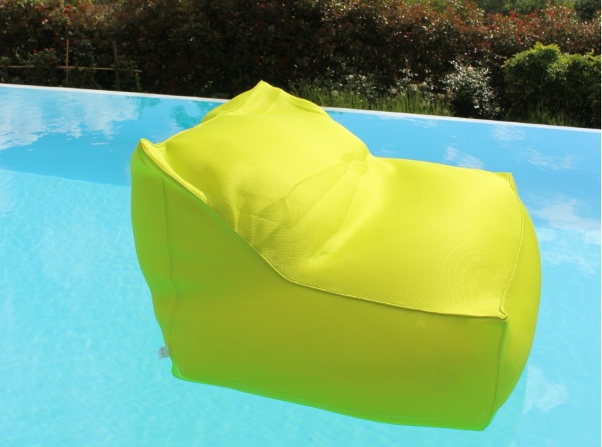 Divano galleggiante per piscina in tessuto ergonomico