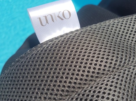 Dettaglio tessuto galleggiante per piscina