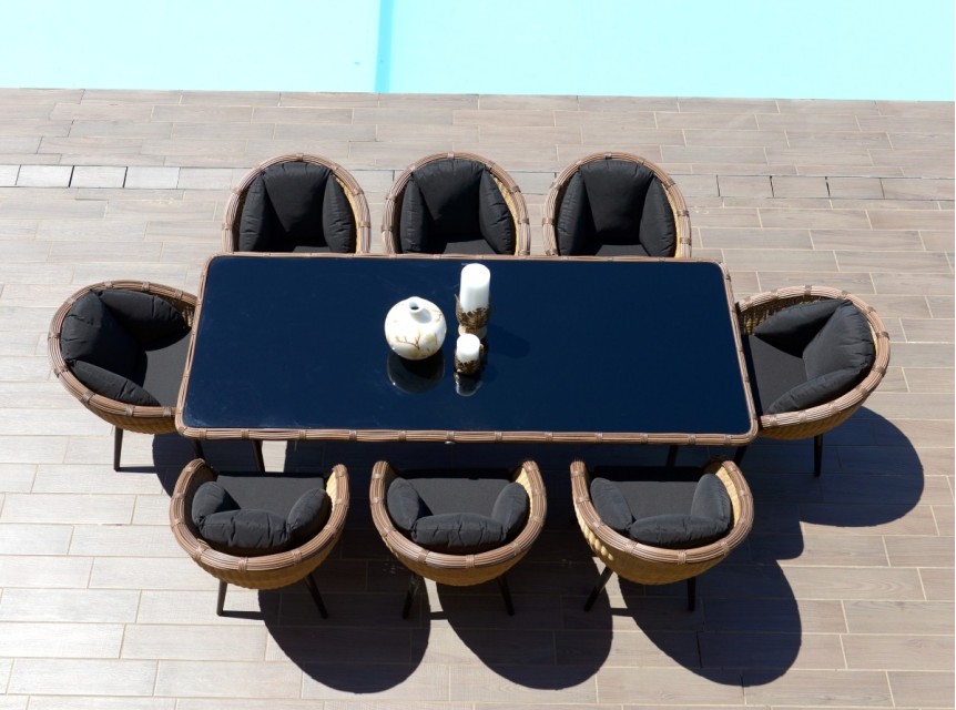 Tavolo da giardino di alta qualità e design otto posti