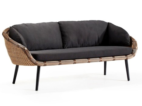 Kodia non è solo un arredo, è un'esperienza di benessere da vivere ogni giorno nel tuo giardino o terrazzo.