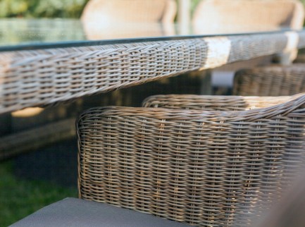 Tavolo otto posti di design classico per esterno con poltrone 2