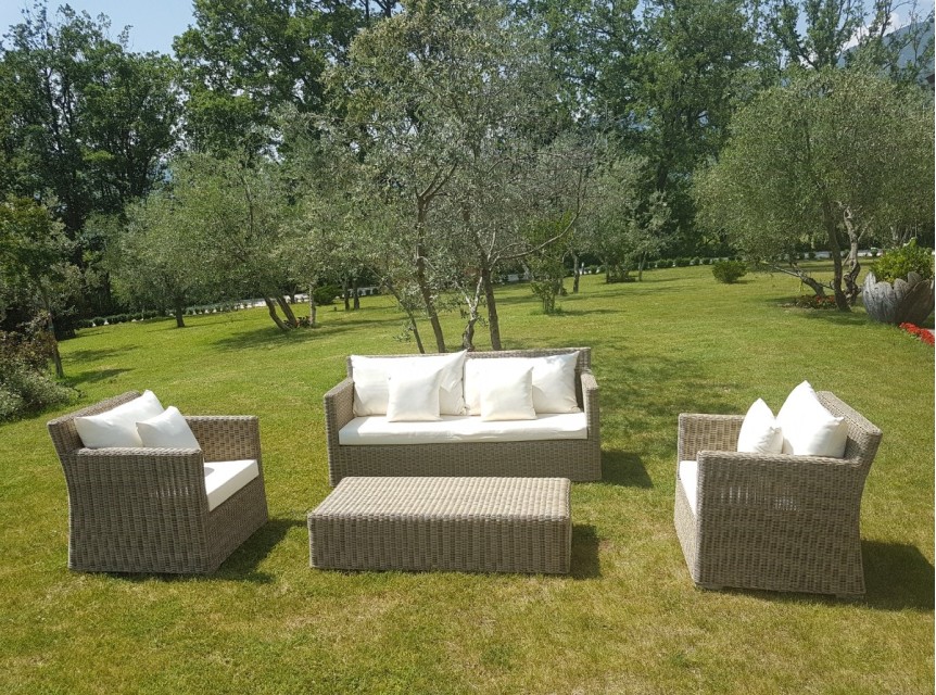 Salotto da esterno resistente agli agenti atmosferici