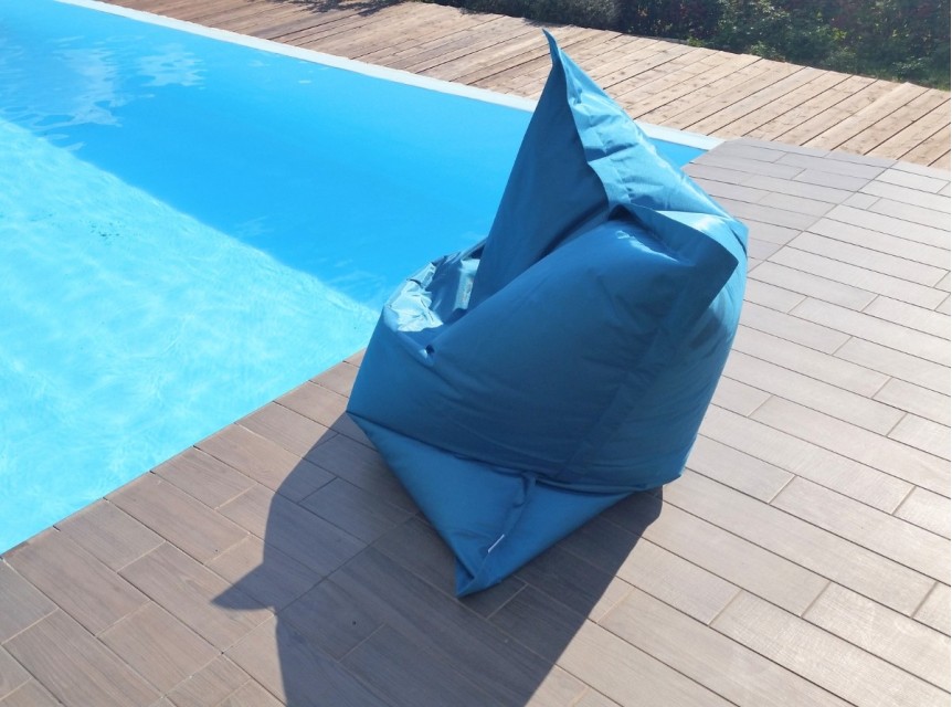 Cuscinone gigante per esterno in tessuto tecnico