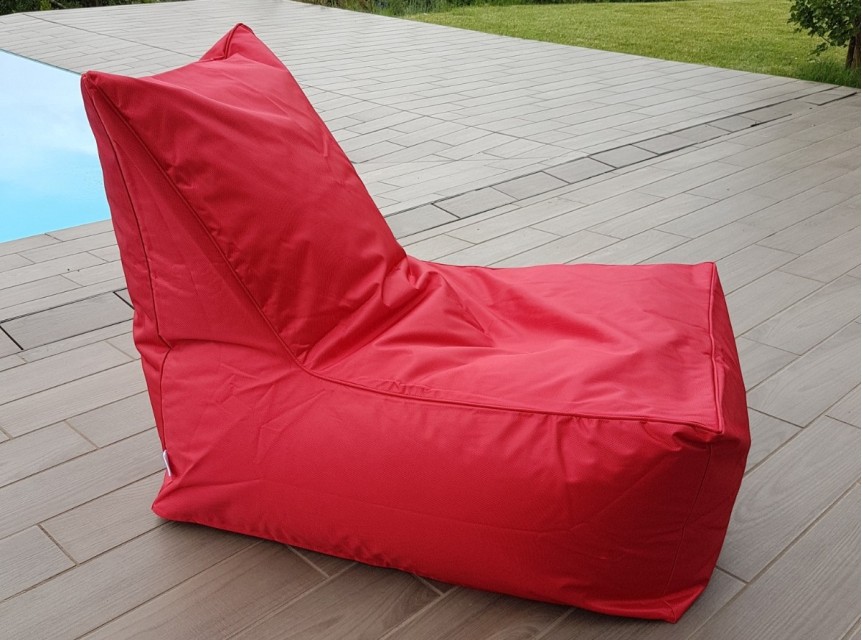 Poltrona morbida da esterno con rivestimento in tessuto rosso