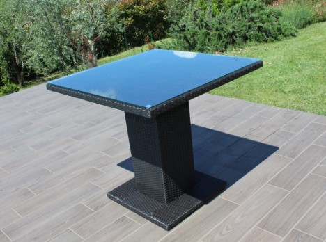 Tavolo quadrato 80x80 da esterno in rattan con ripiano in vetro