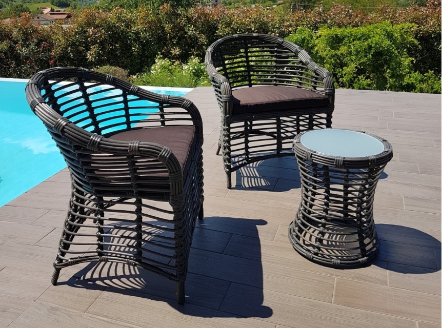 Set due posti per esterno con poltrone