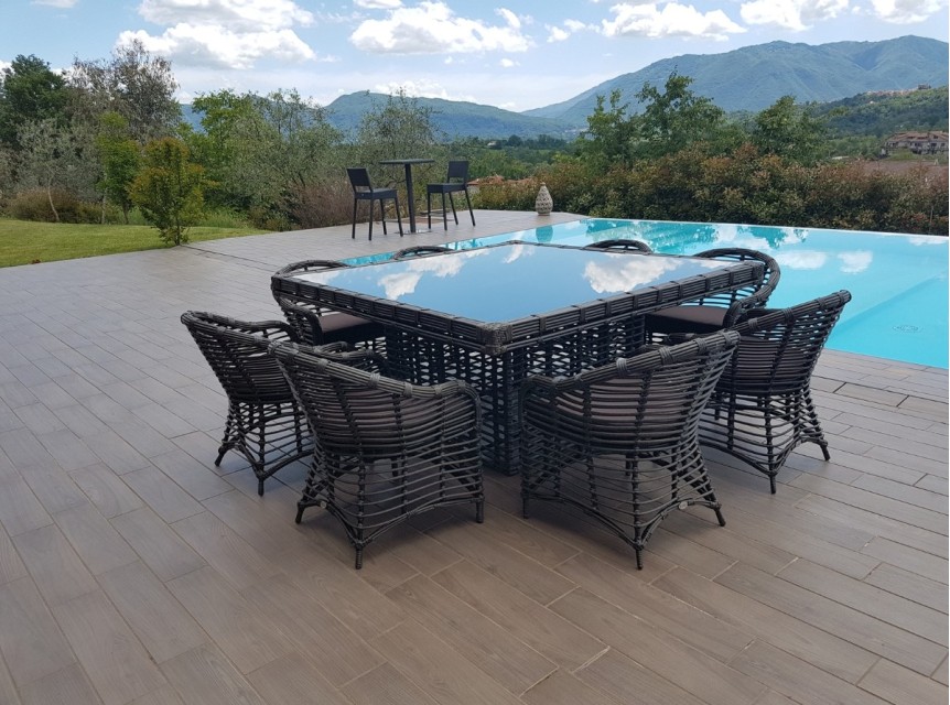 Tavolo da esterno Noor con poltrone