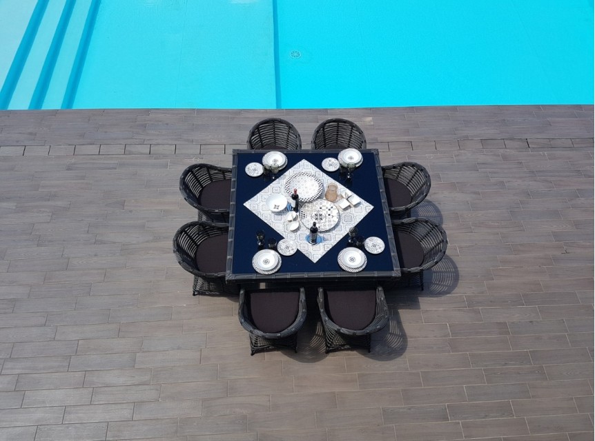 Tavolo da esterno per cene all'aria aperta