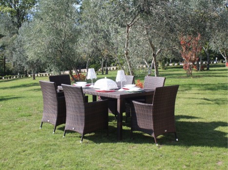 Set pranzo da giardino con tavolo e sei poltrone