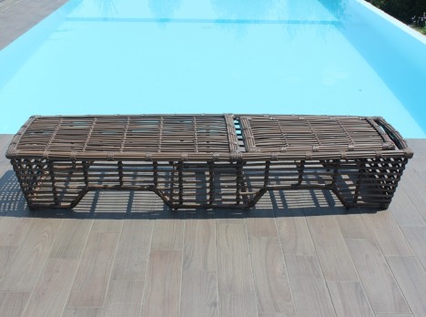 Struttura in alluminio e rattan sintetico intrecciato