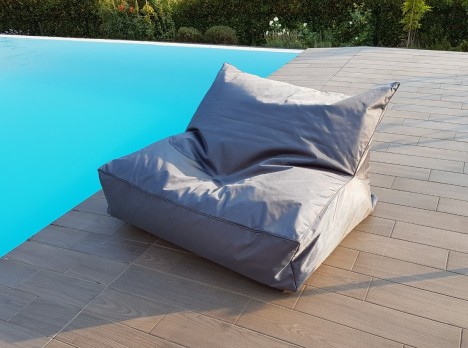 Divano da esterno due posti in tessuto tecnico imbottito