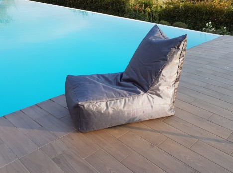 Poltrona in tessuto per esterno colore grigio