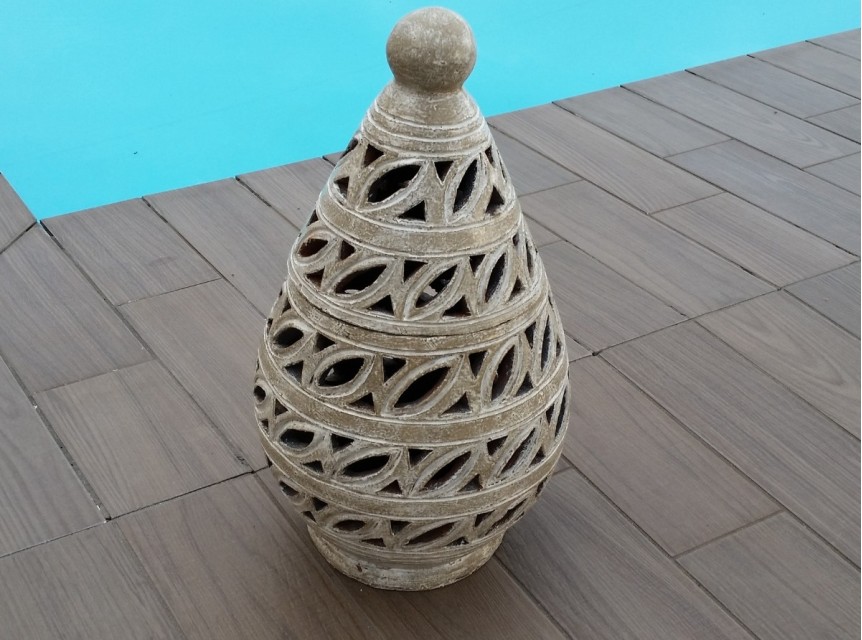 Lanterna in terracotta da giardino alta 55 cm