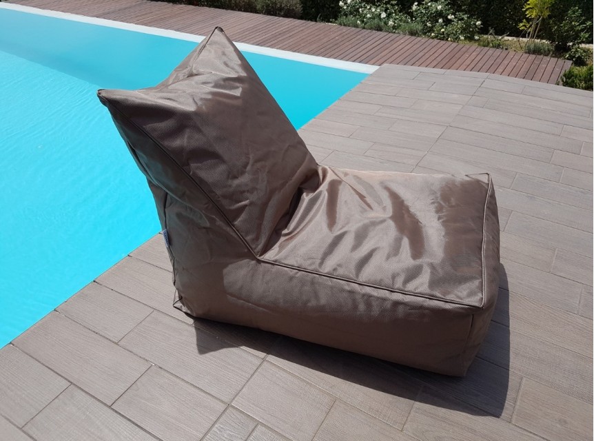 Poltrona da giardino ergonomica con rivestimento in tessuto outdoor
