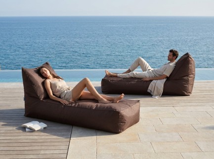 Lettino da esterno in tessuto marrone