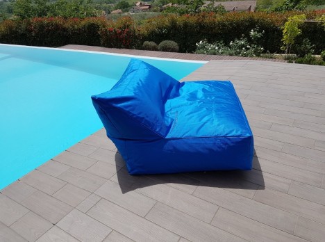 Divano per esterno in tessuto outdoor colorato