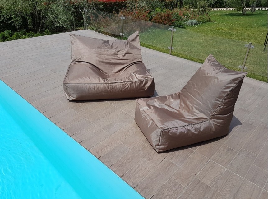 Poltrona a sacco due posti da giardino tortora