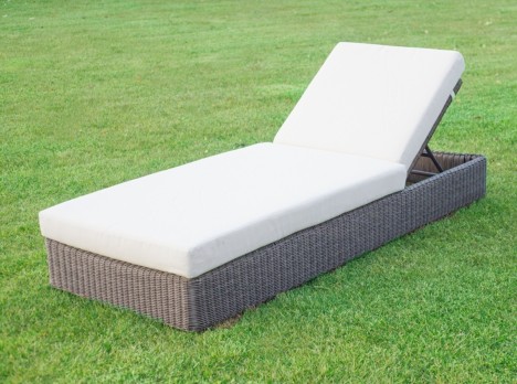 Lettino da piscina di design in fibra sintetica grigia